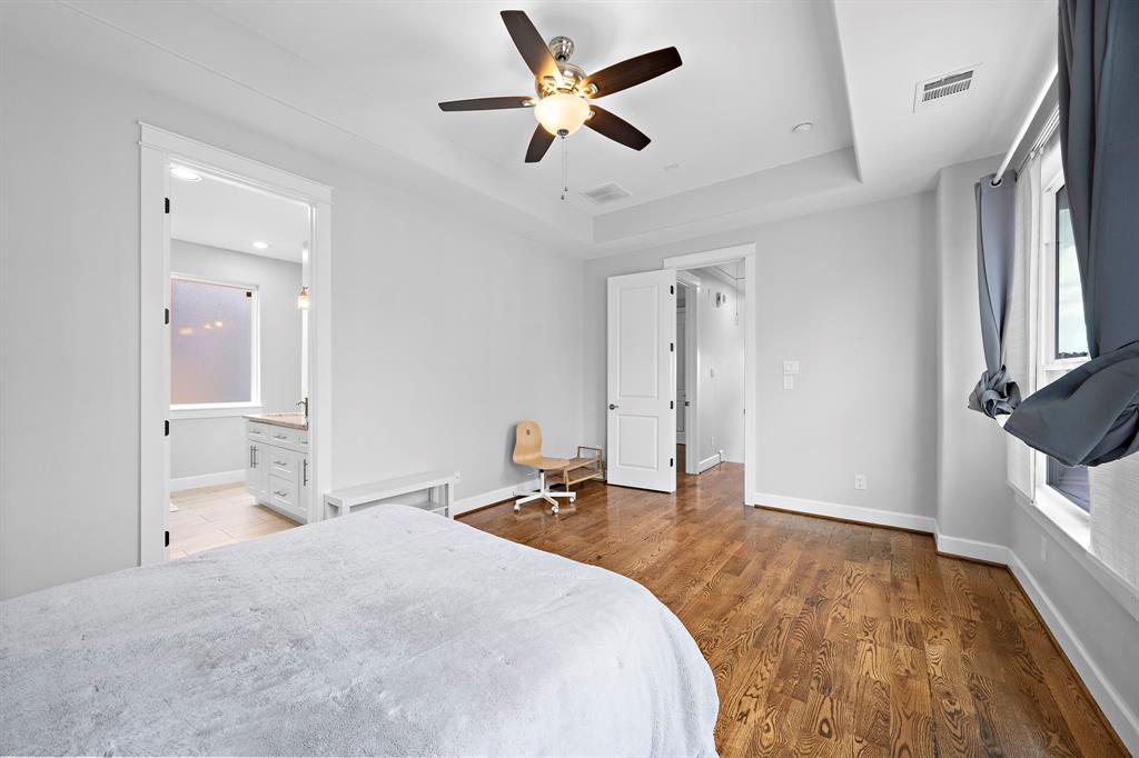 312 W 28th Street Unit: E