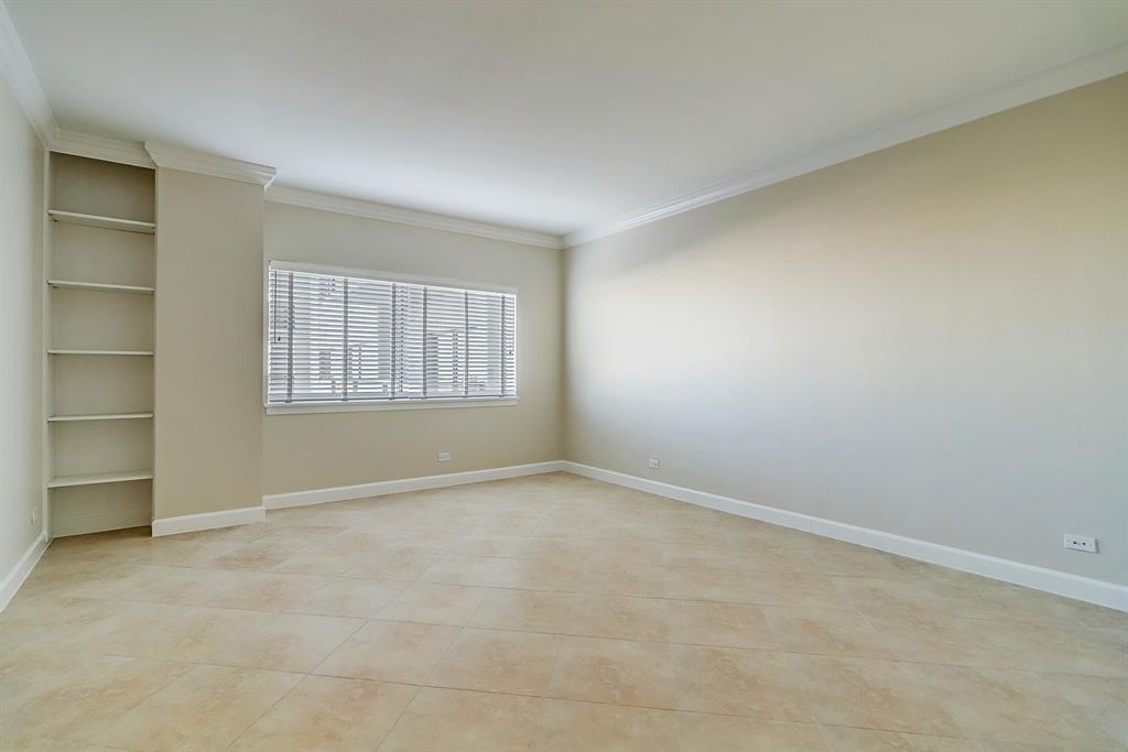 2929 Buffalo Speedway # A703