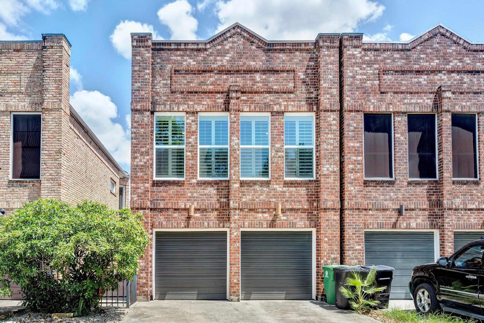 511 W 22nd Street