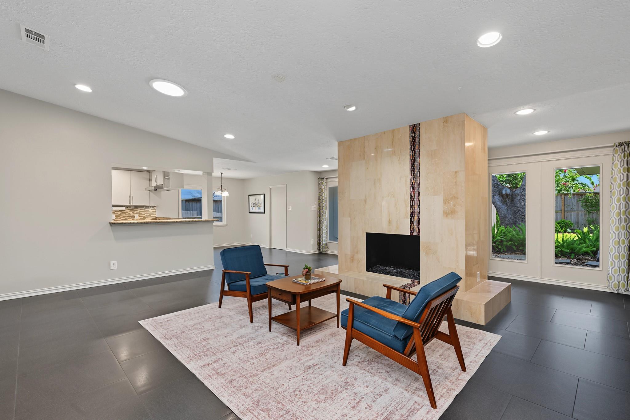 2750 Fontana Drive