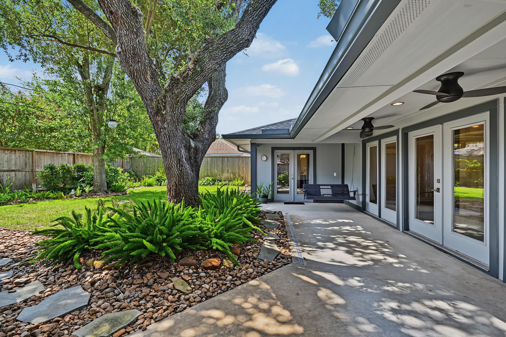 2750 Fontana Drive