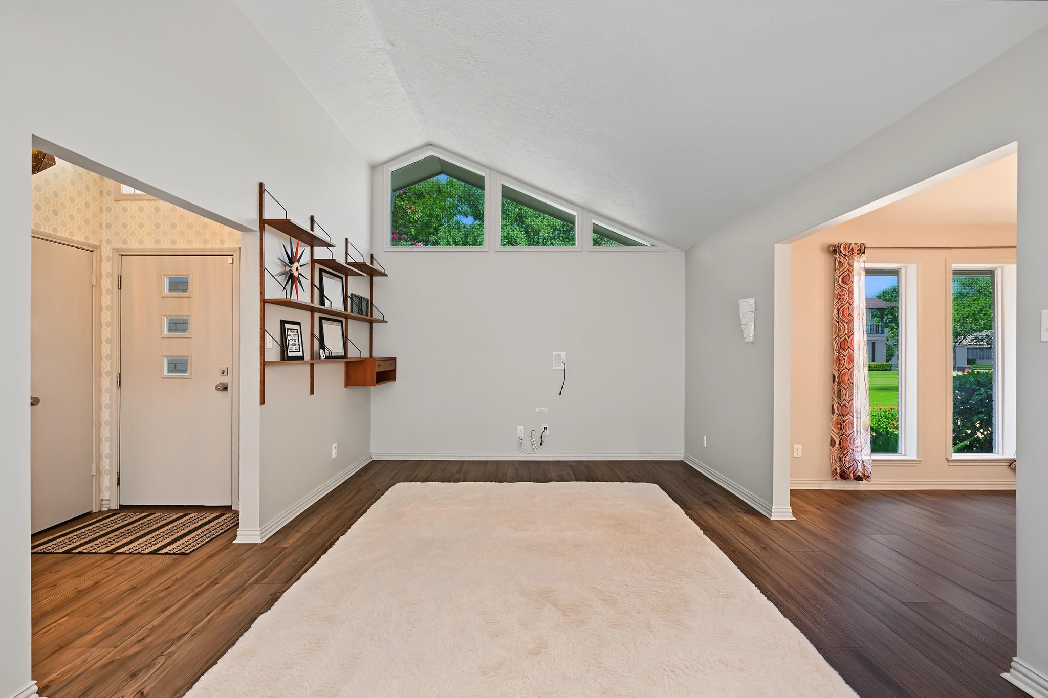 2750 Fontana Drive