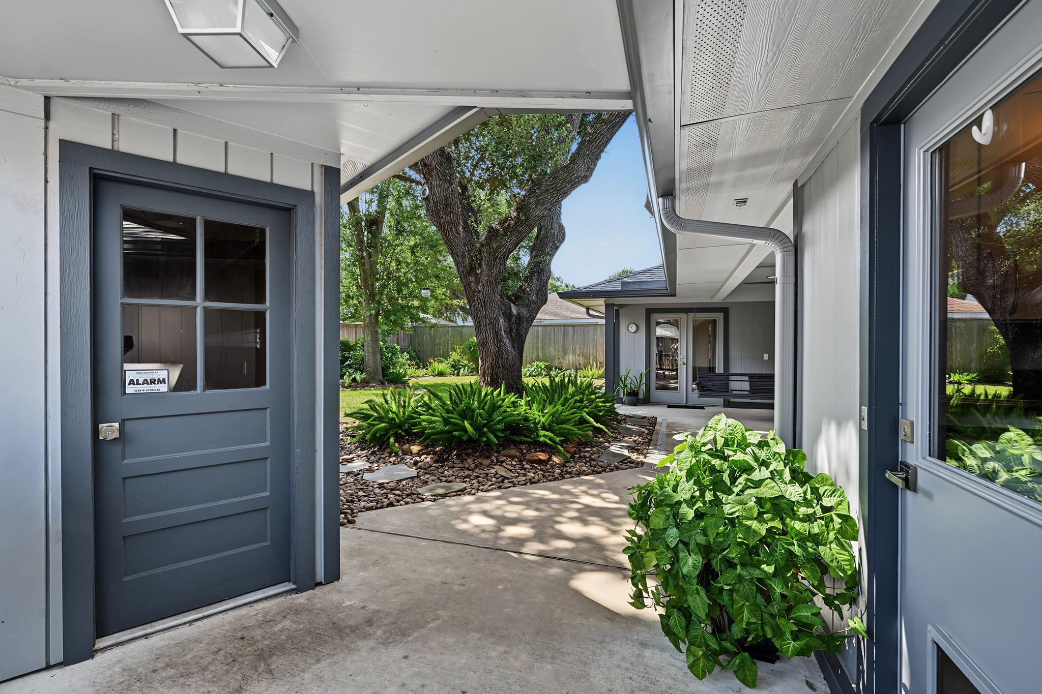 2750 Fontana Drive