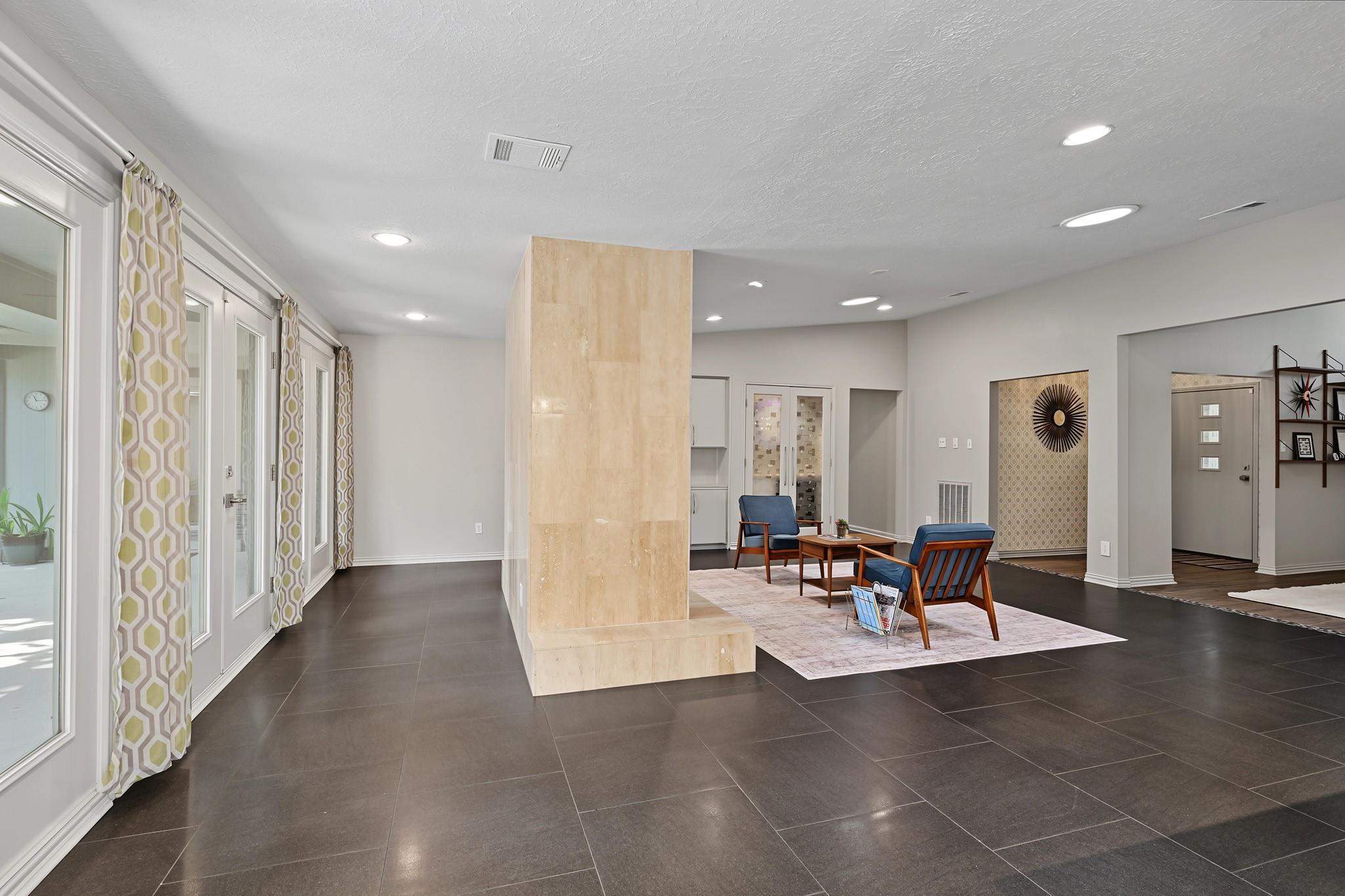 2750 Fontana Drive