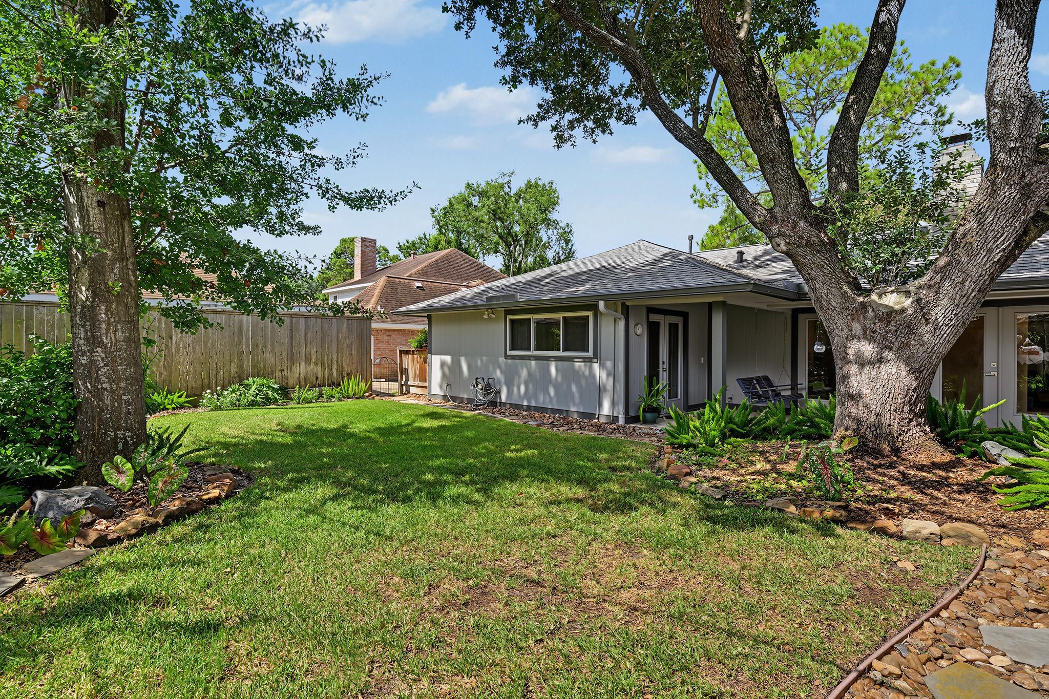 2750 Fontana Drive