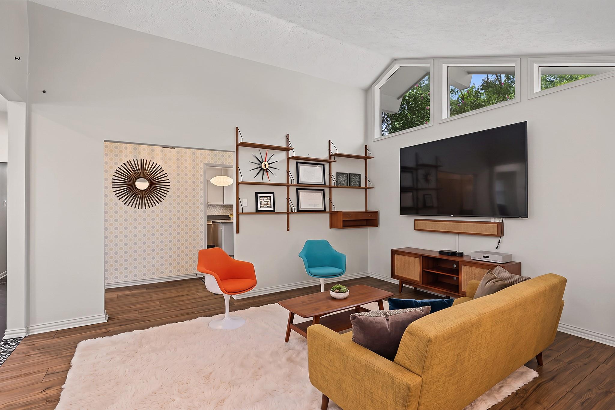 2750 Fontana Drive