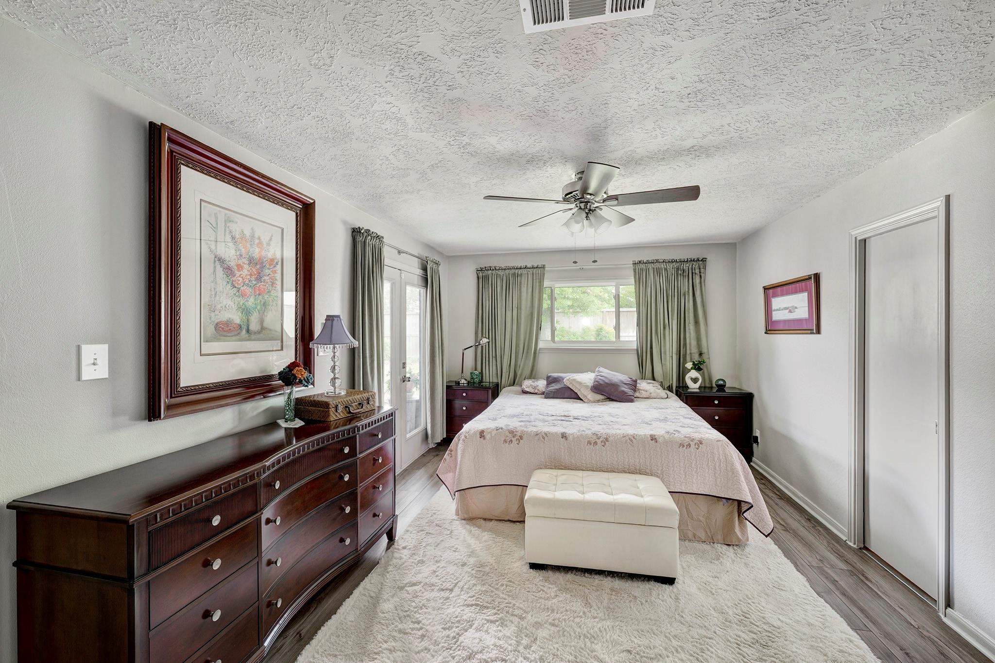 2750 Fontana Drive