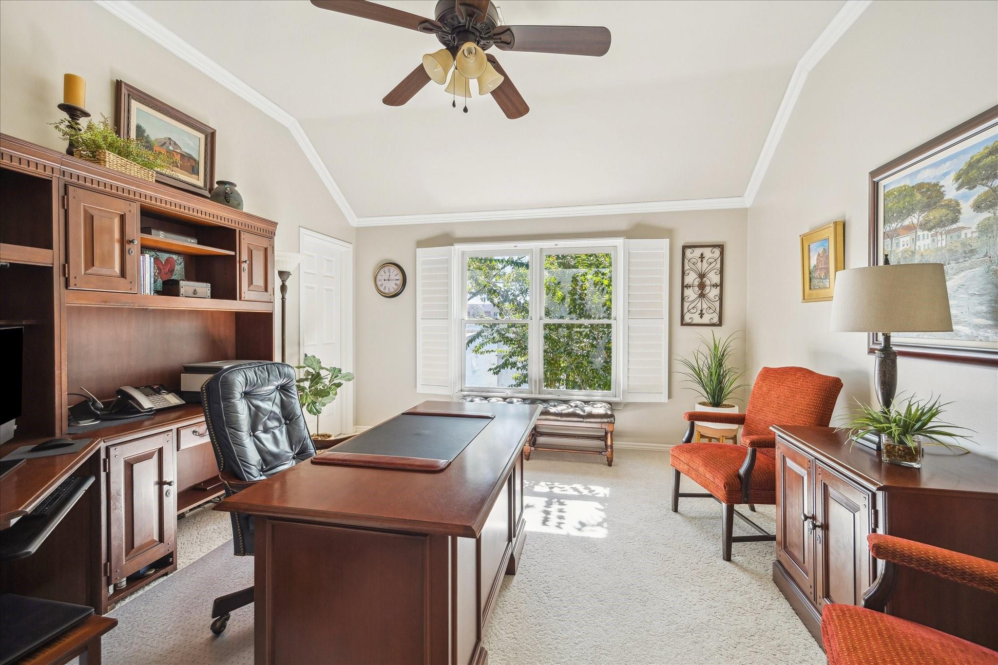 2435 North Boulevard