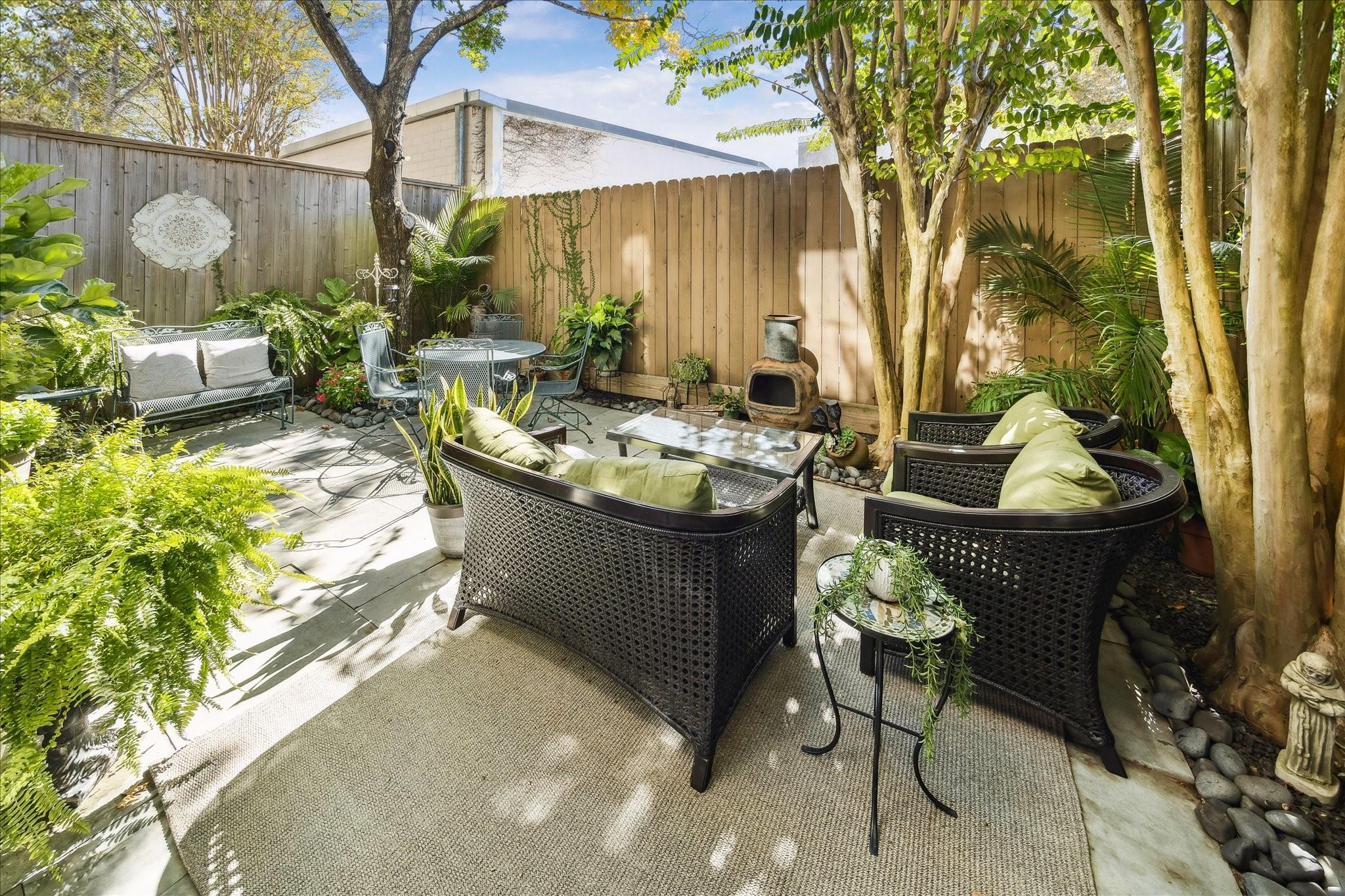 2435 North Boulevard