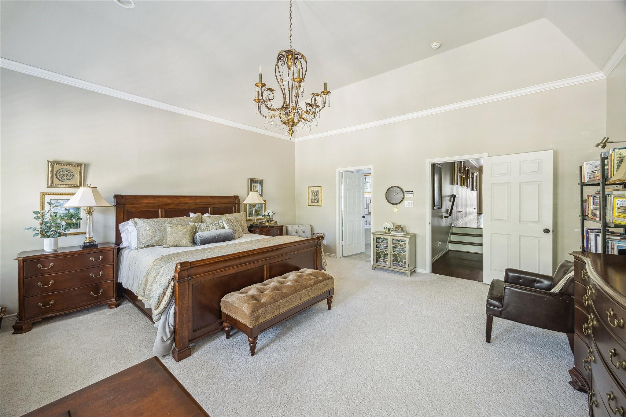 2435 North Boulevard