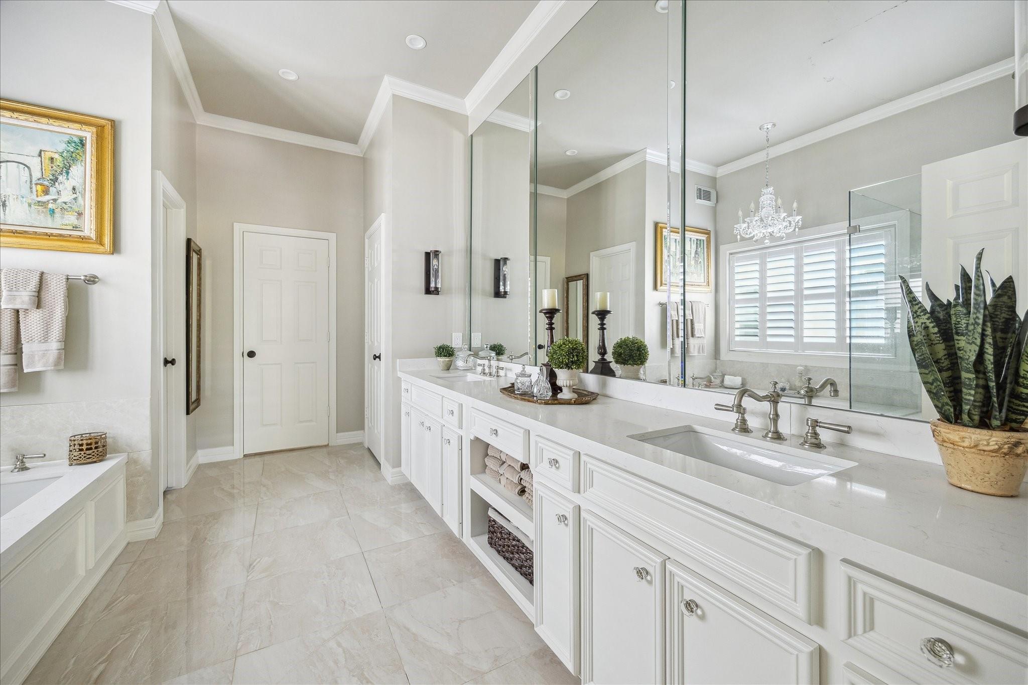 2435 North Boulevard