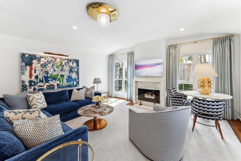 3005 Lafayette Street