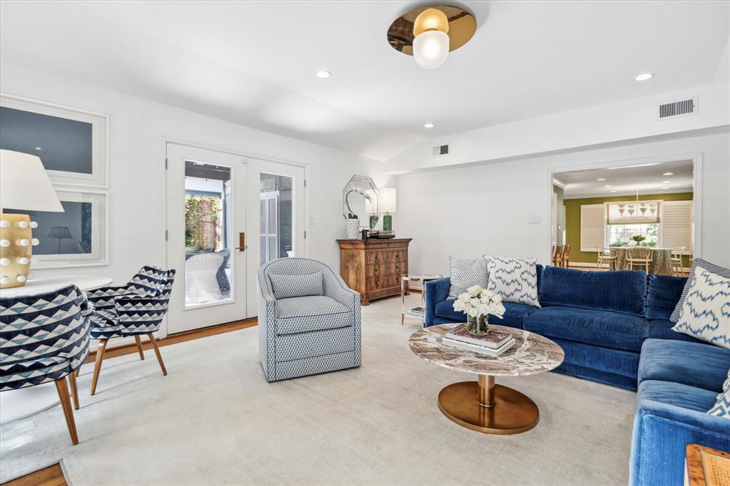 3005 Lafayette Street