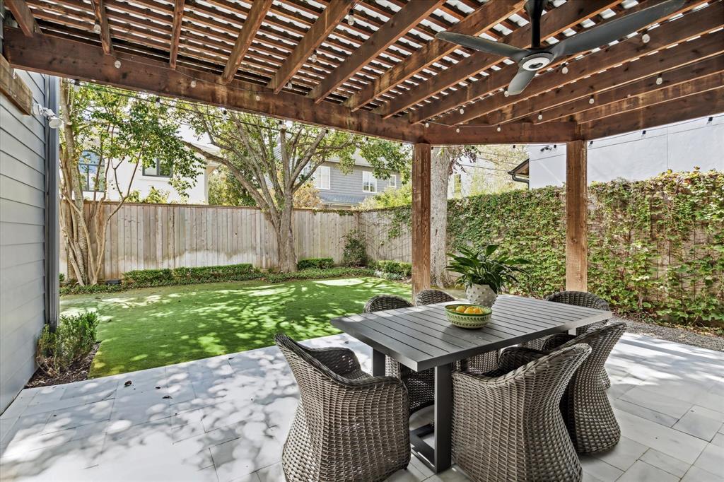 3005 Lafayette Street