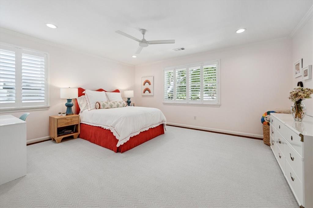 3005 Lafayette Street