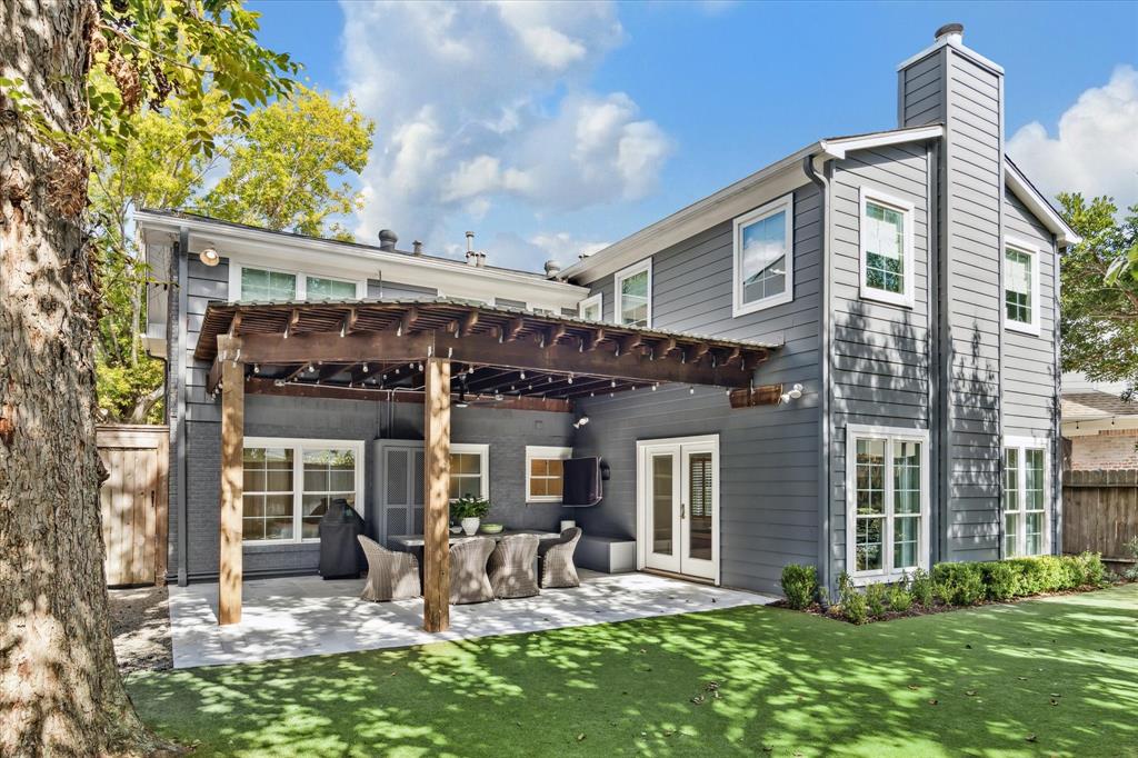 3005 Lafayette Street