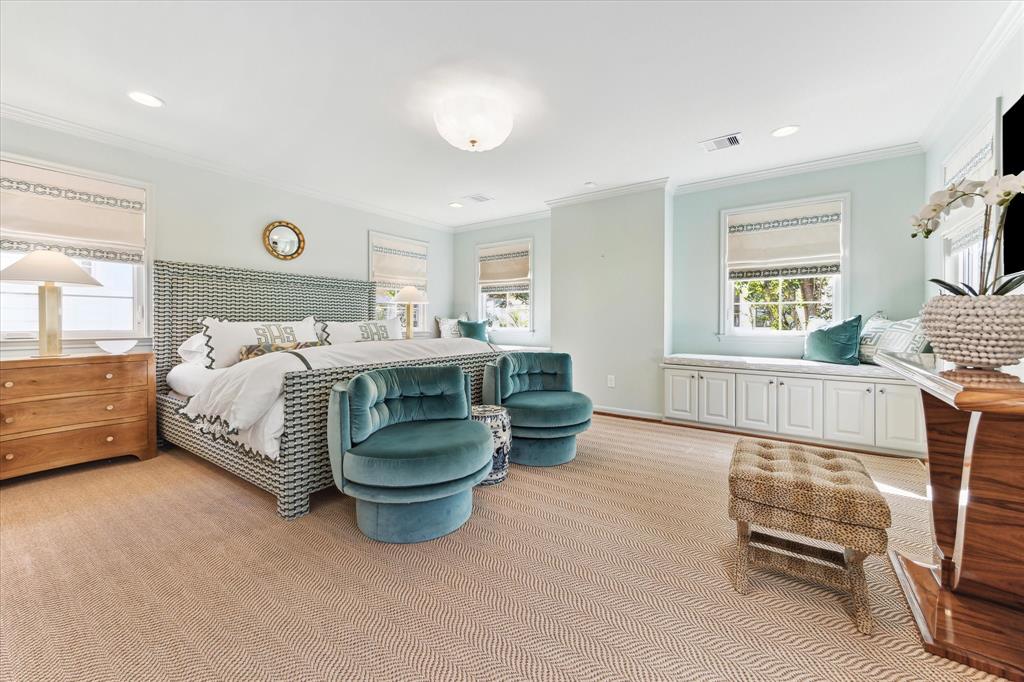 3005 Lafayette Street