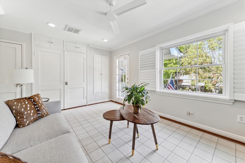 3005 Lafayette Street