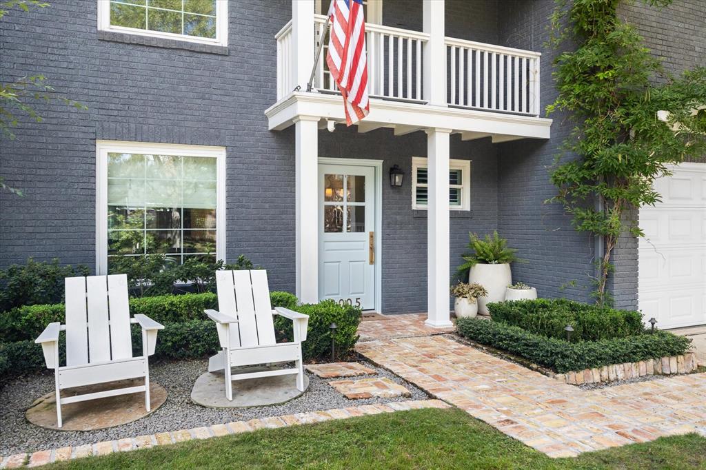 3005 Lafayette Street