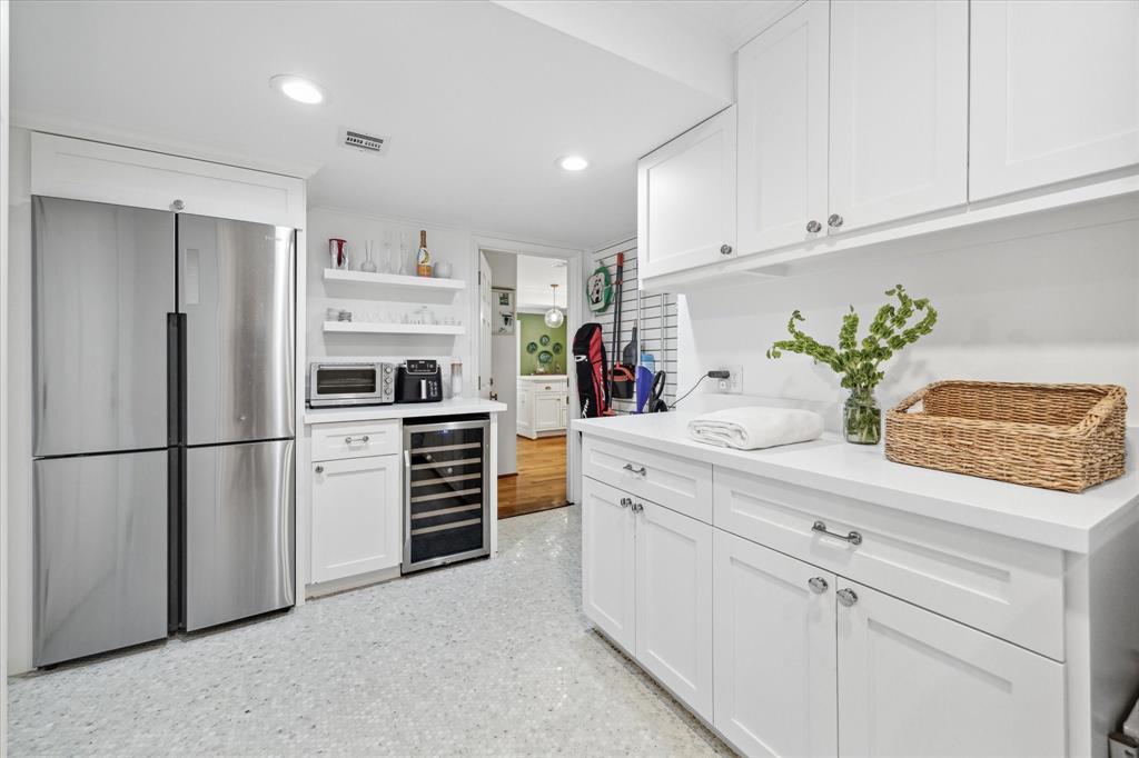 3005 Lafayette Street