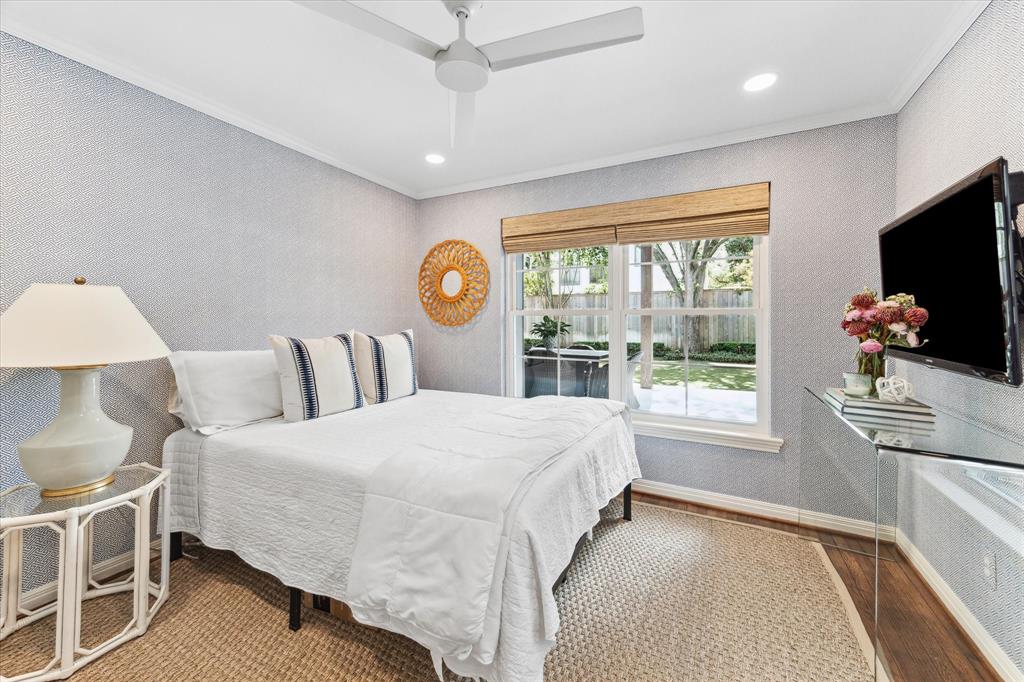 3005 Lafayette Street