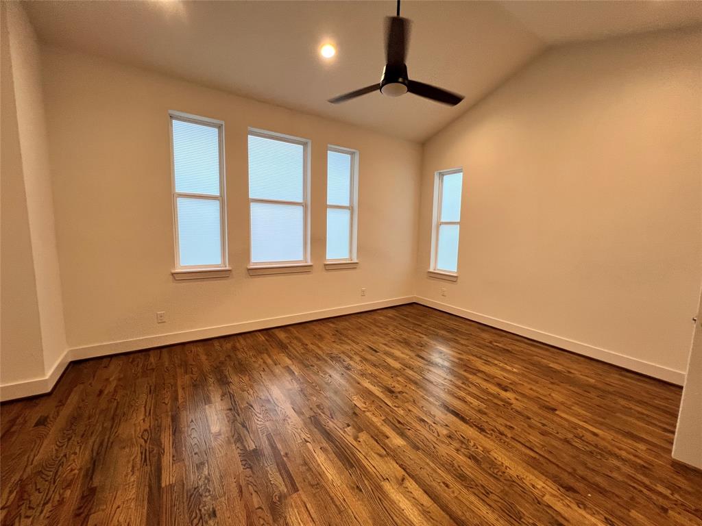1537 W 24th Street # B