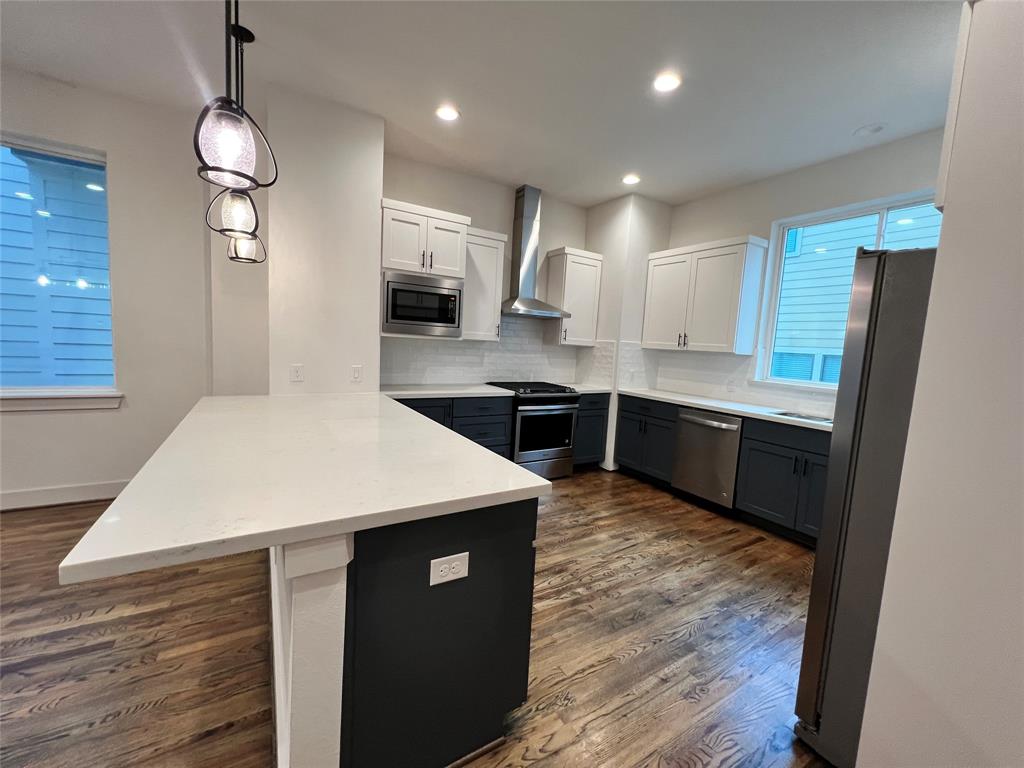 1537 W 24th Street # B