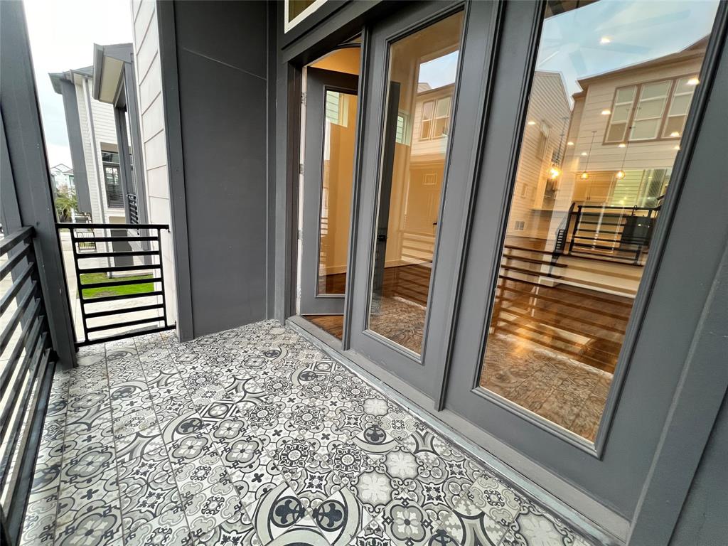 1537 W 24th Street # B