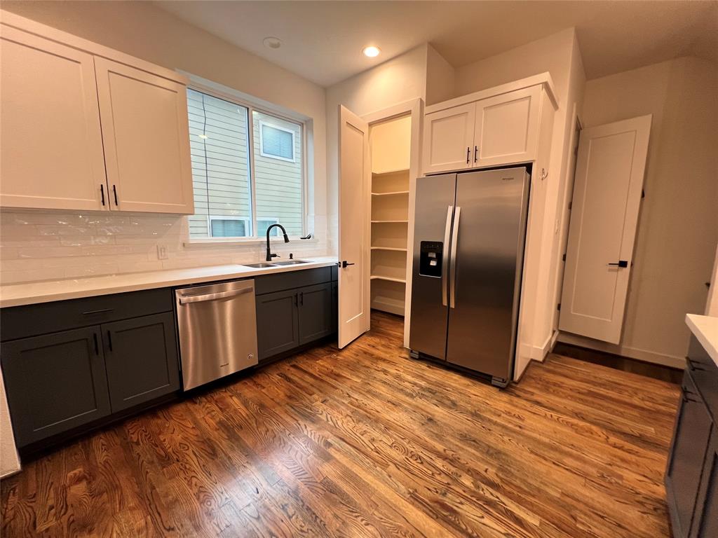 1537 W 24th Street # B