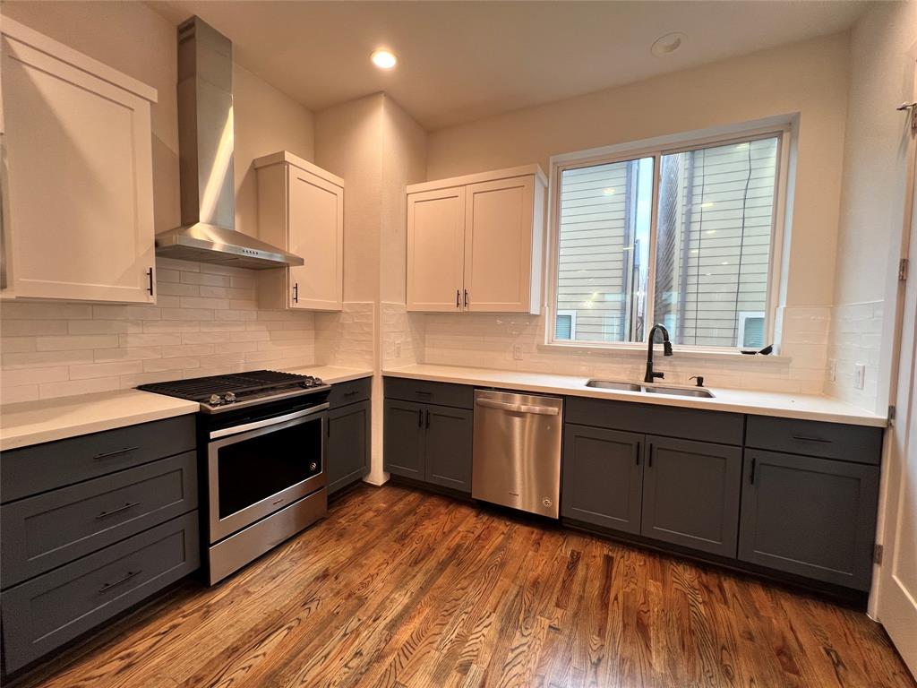 1537 W 24th Street # B