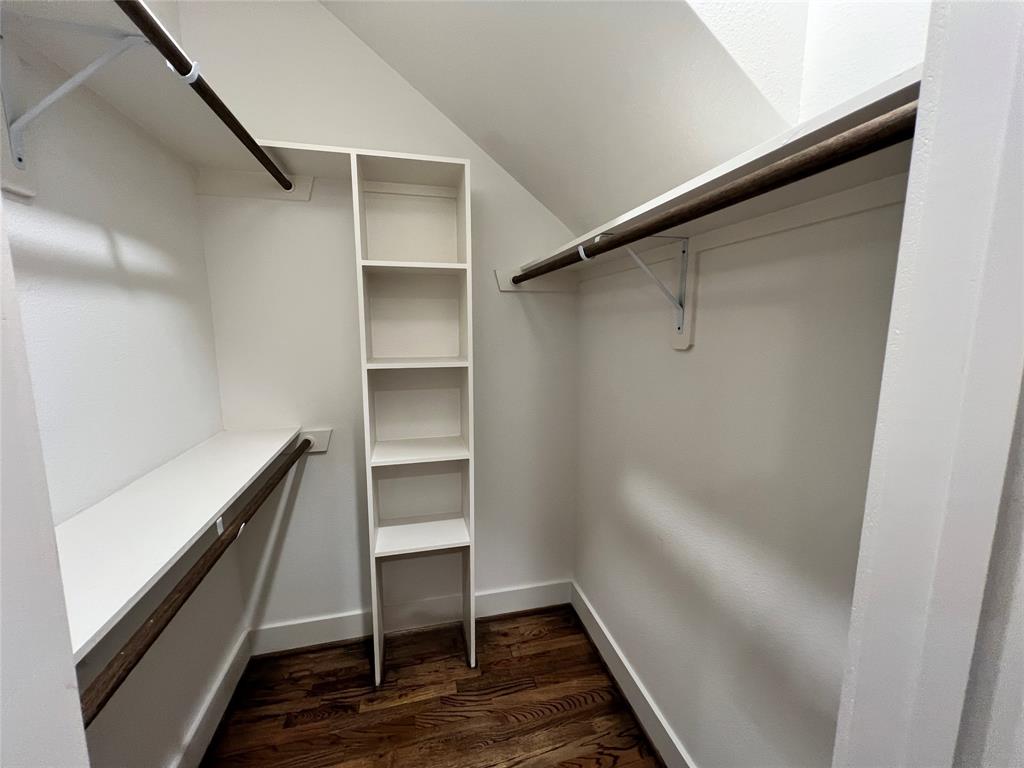 1537 W 24th Street # B
