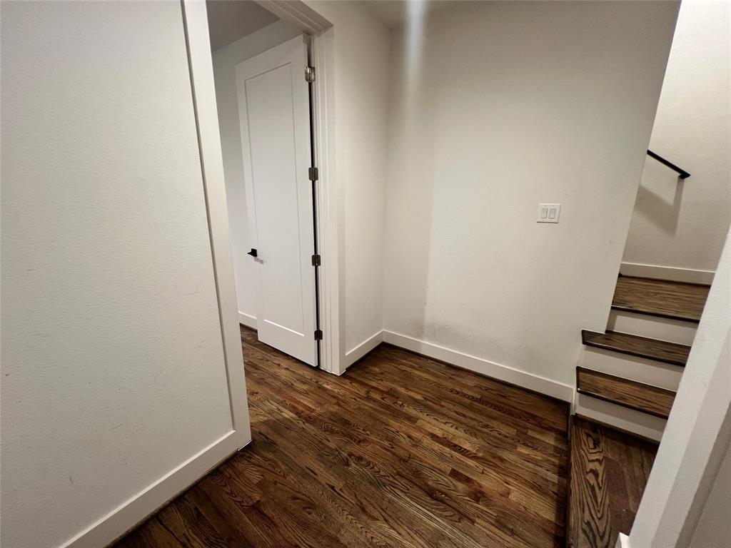 1537 W 24th Street # B