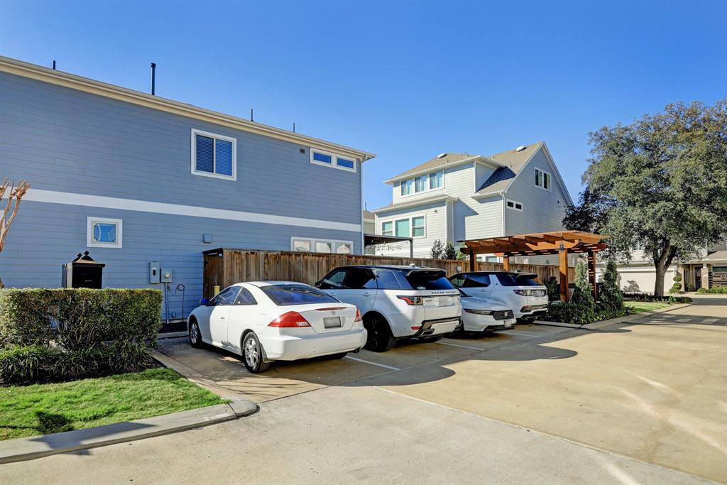 8719 Axlewood Lane