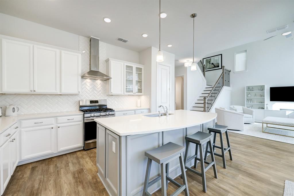 8719 Axlewood Lane