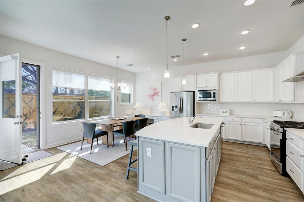 8719 Axlewood Lane