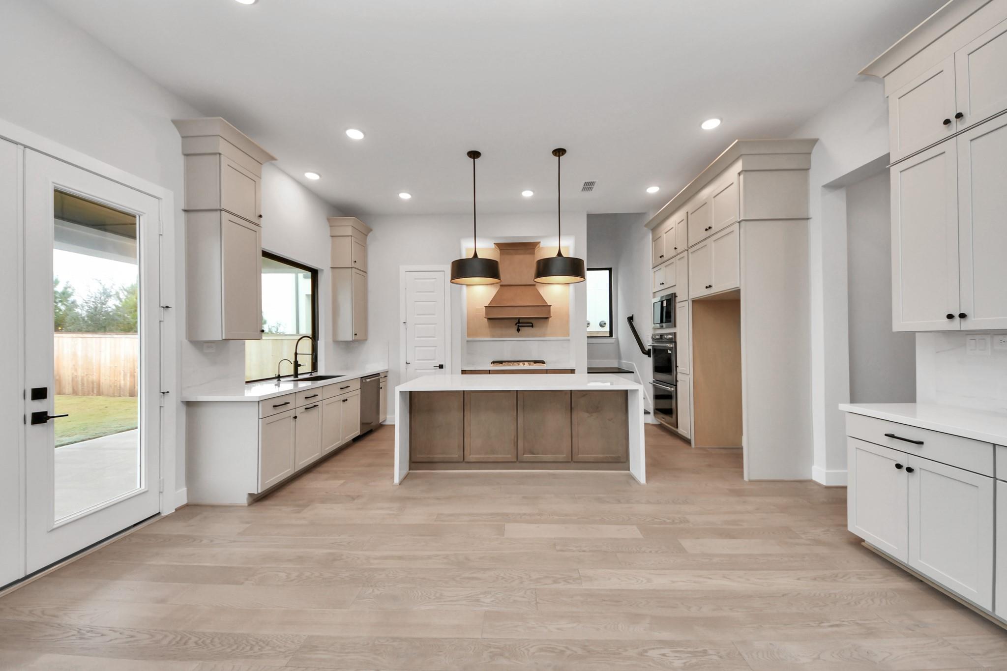 11015 Sandy Pinewoods Trail