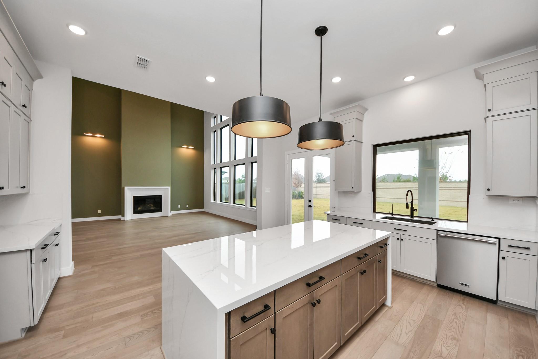 11015 Sandy Pinewoods Trail