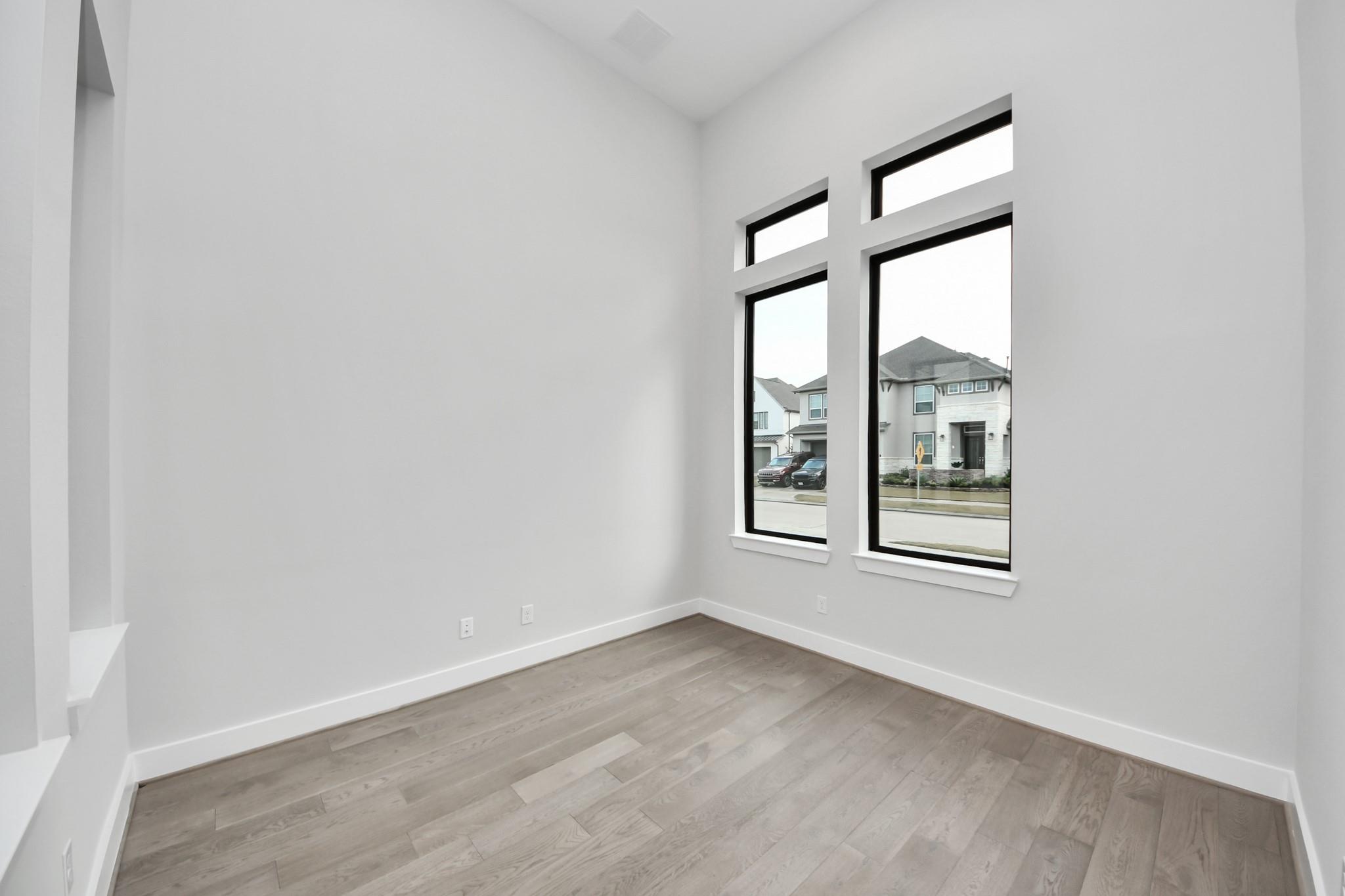 11015 Sandy Pinewoods Trail