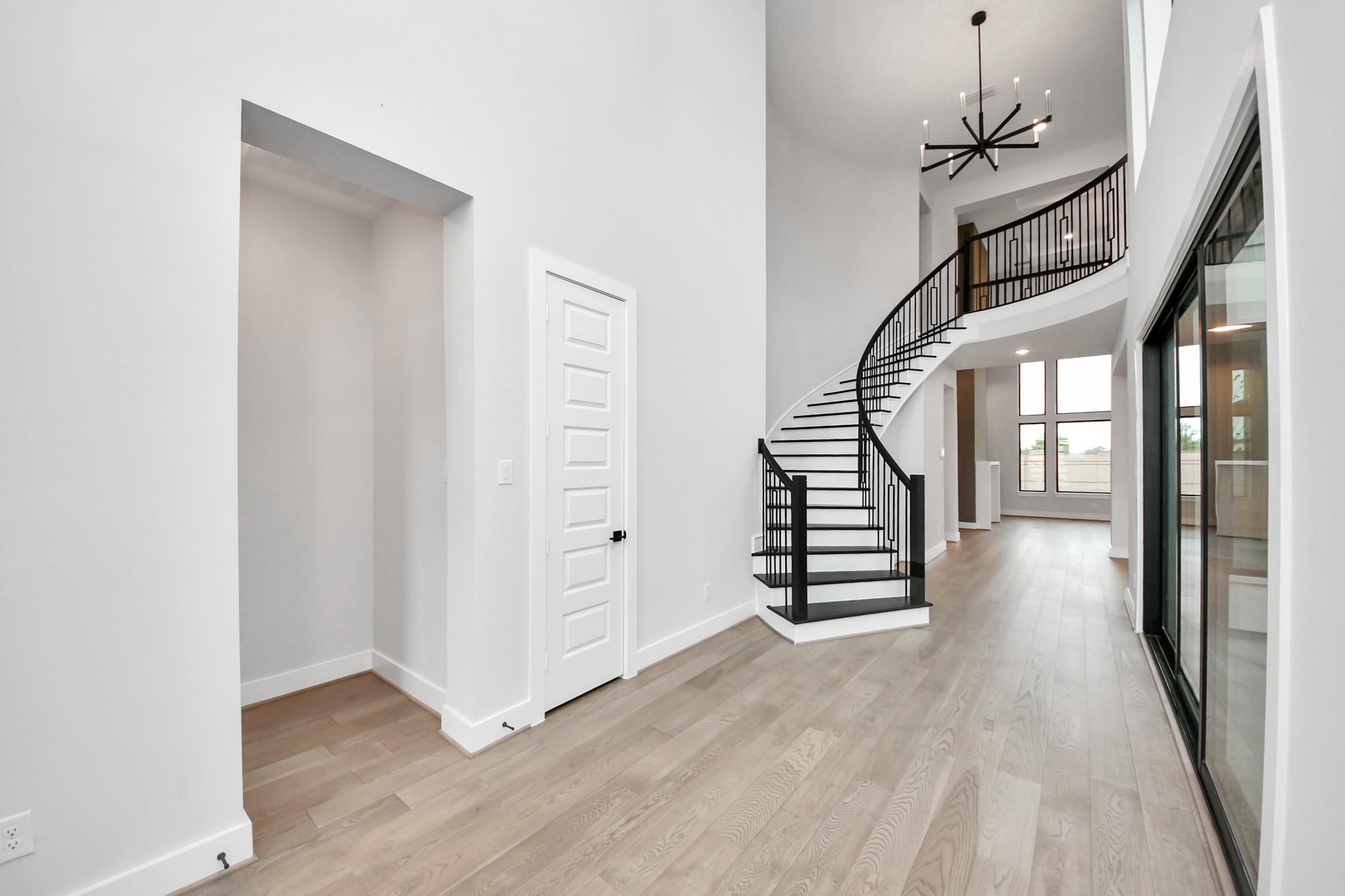 11015 Sandy Pinewoods Trail