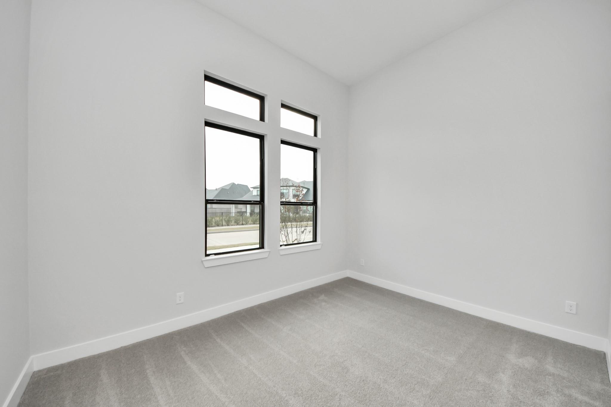 11015 Sandy Pinewoods Trail