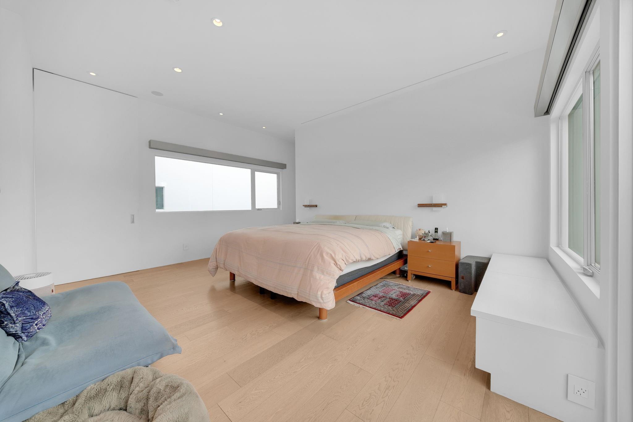 2915 Drexel Drive