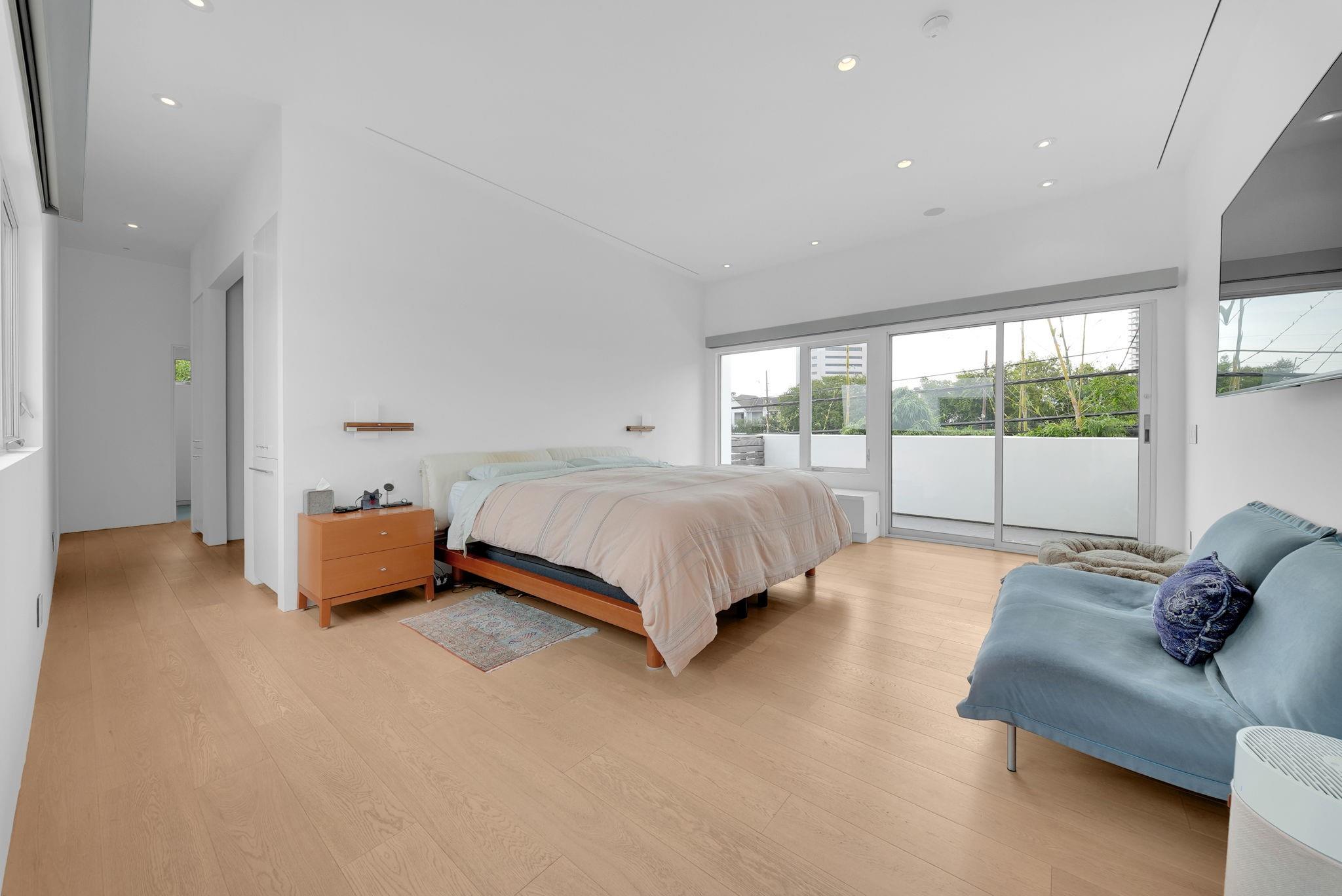 2915 Drexel Drive