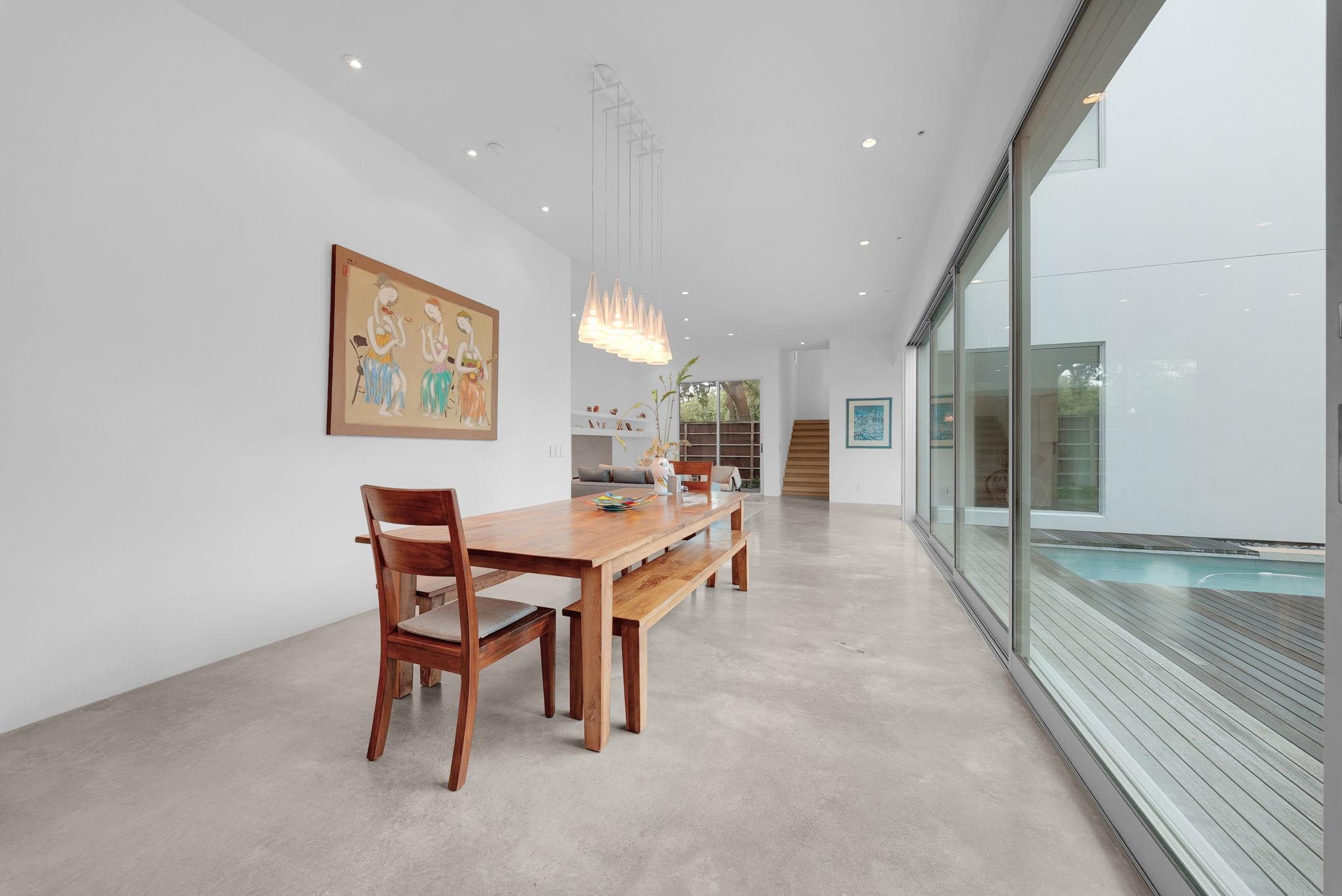 2915 Drexel Drive