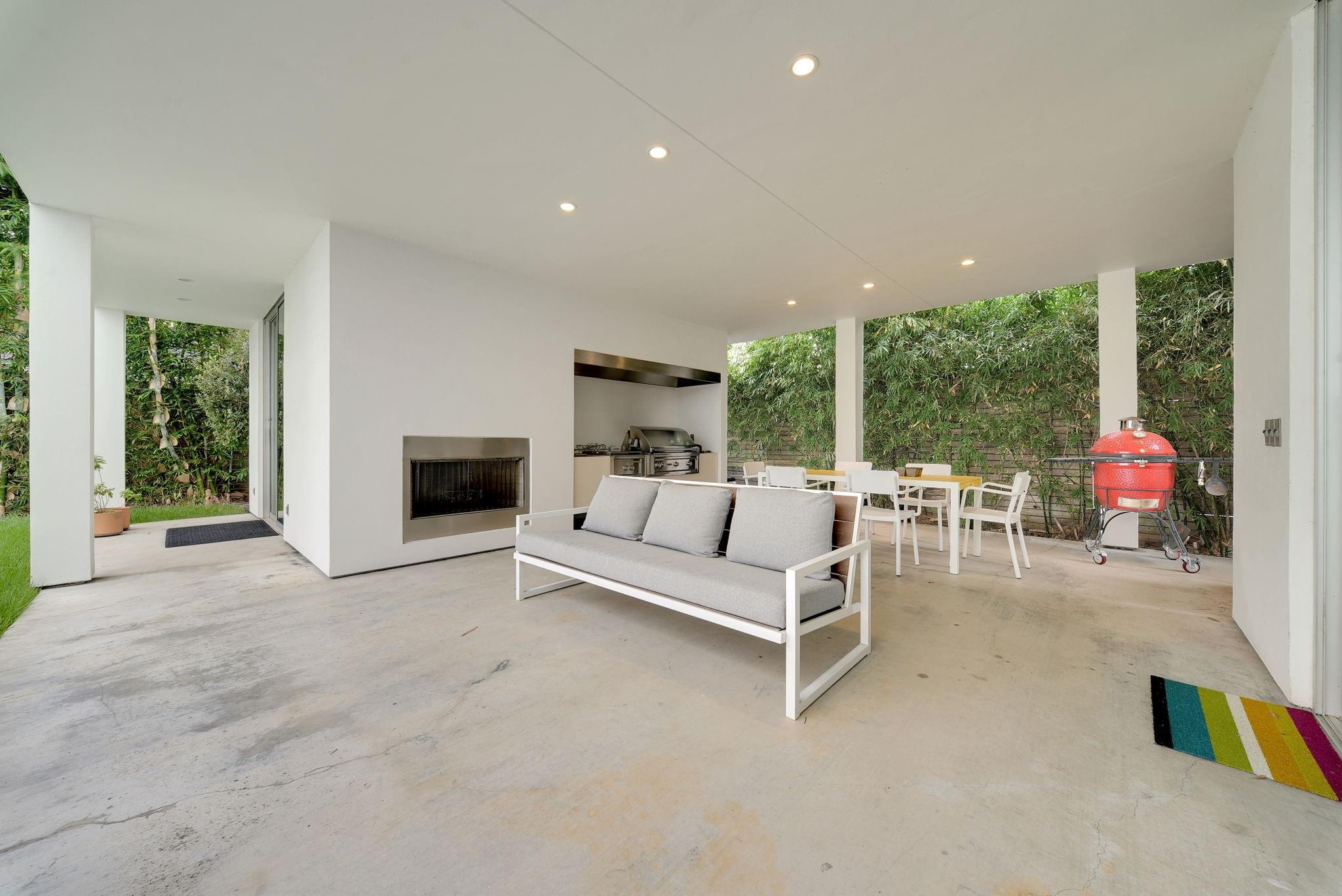 2915 Drexel Drive