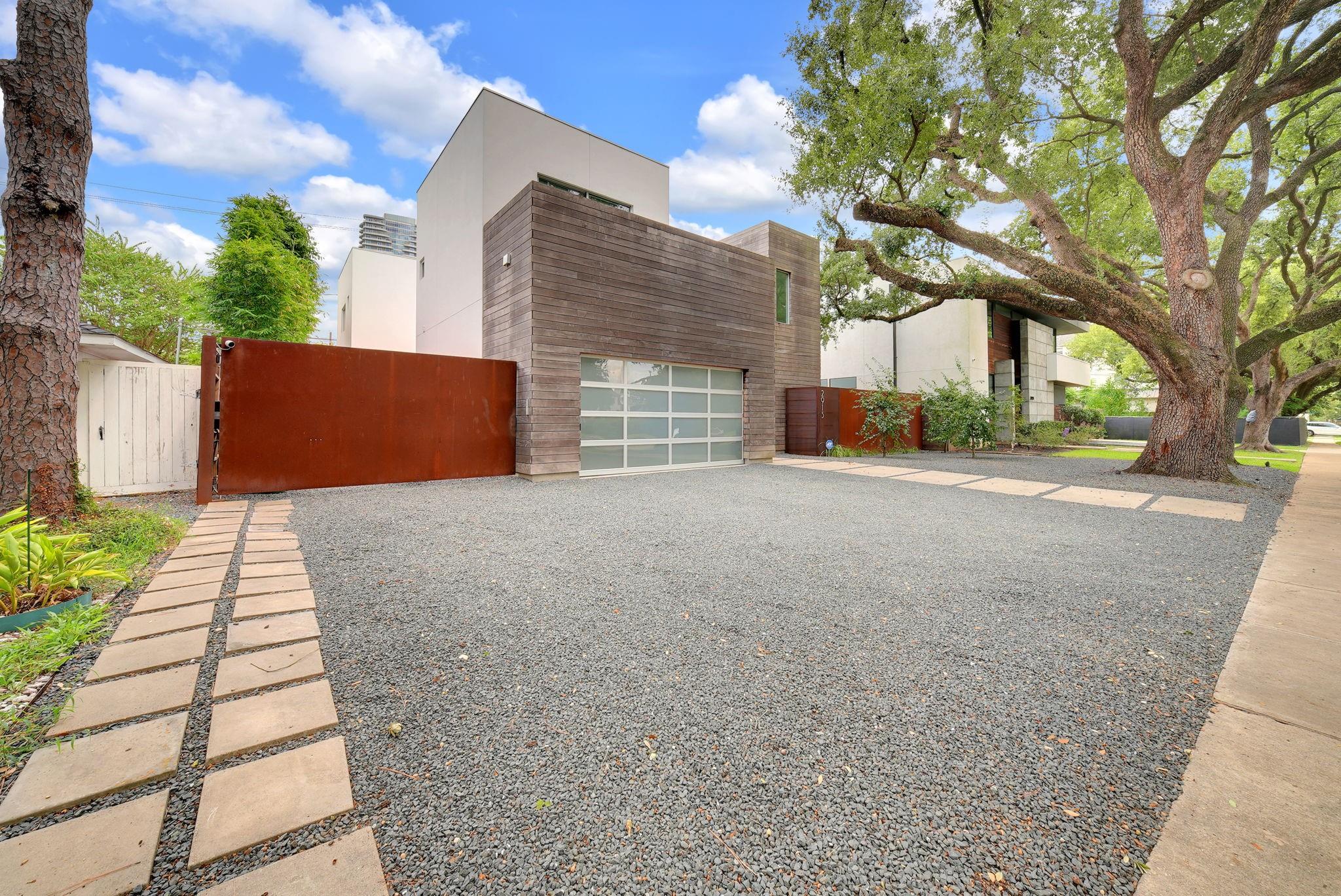 2915 Drexel Drive