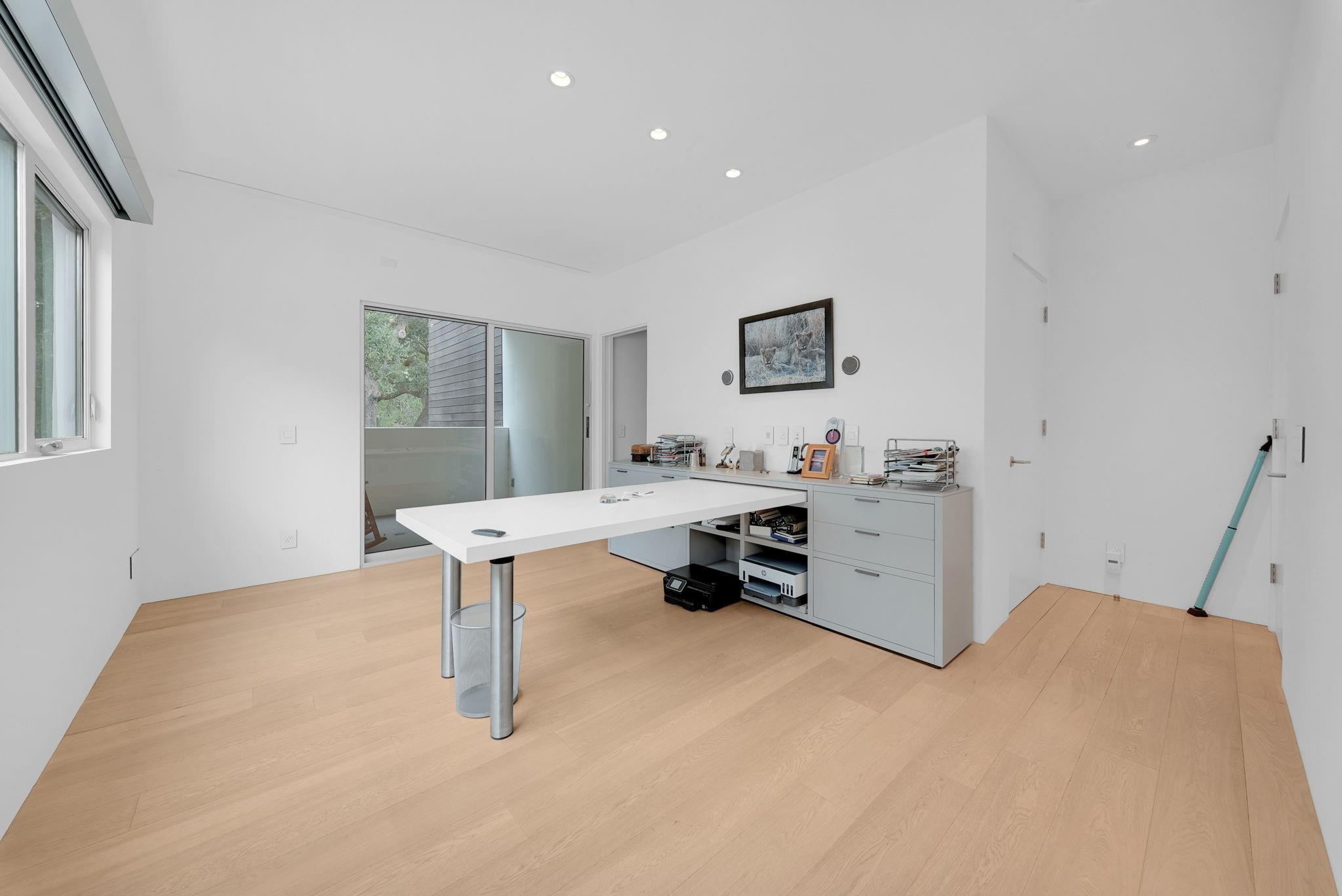 2915 Drexel Drive