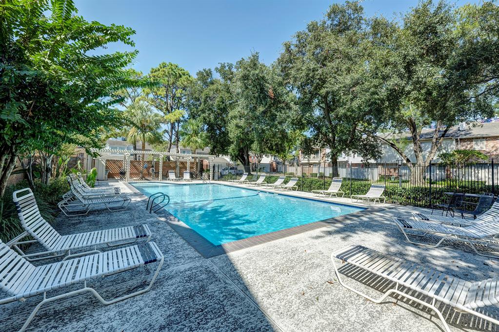 1204 Fountainview # 186