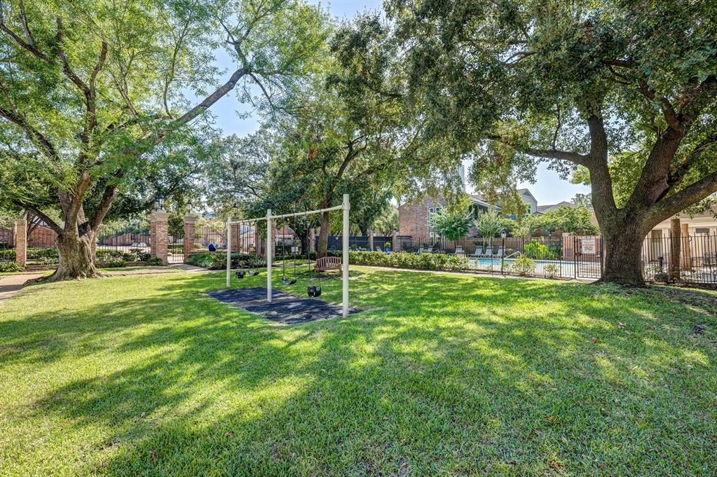1204 Fountainview # 186