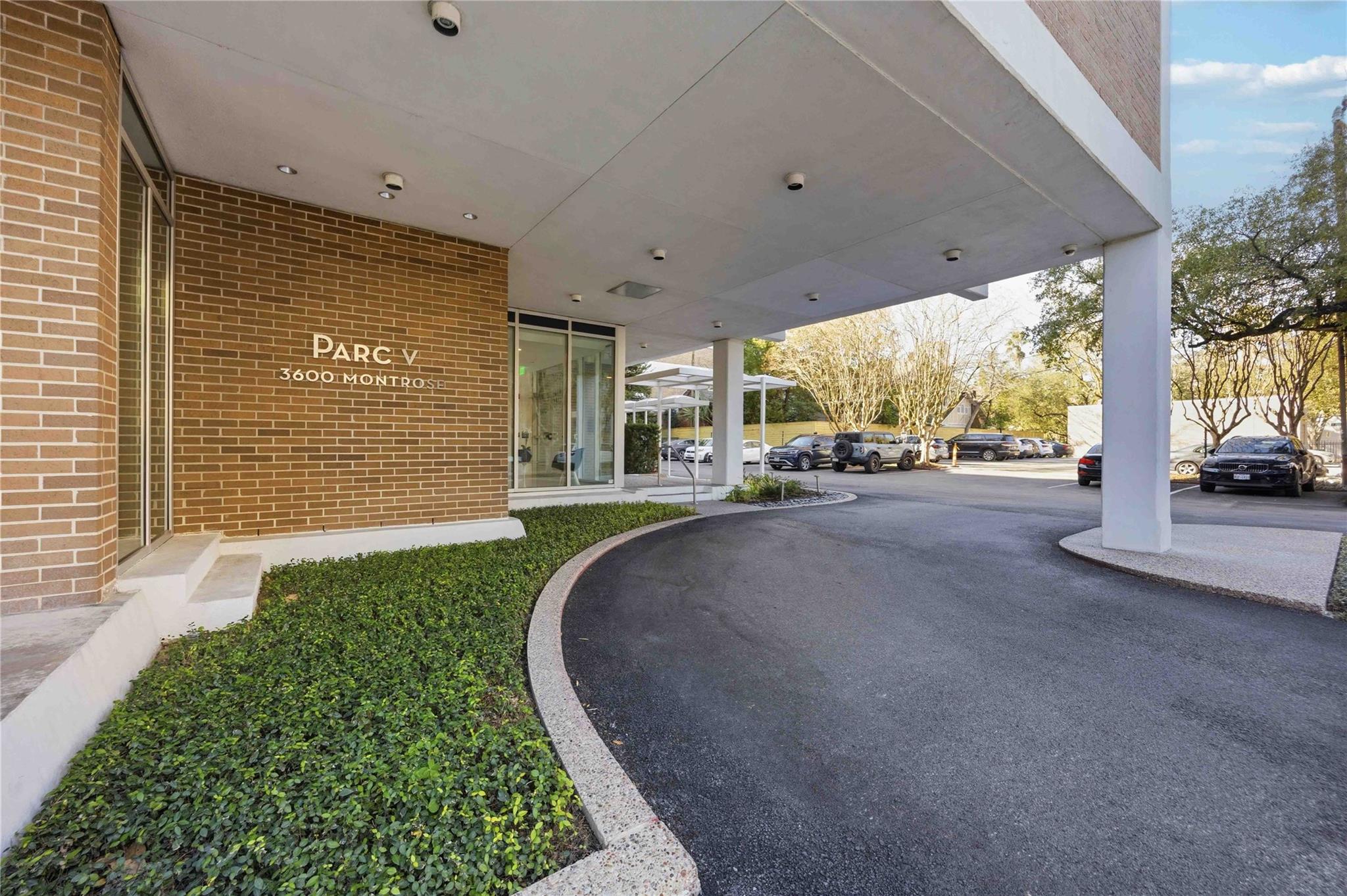 3600 Montrose Boulevard # 304