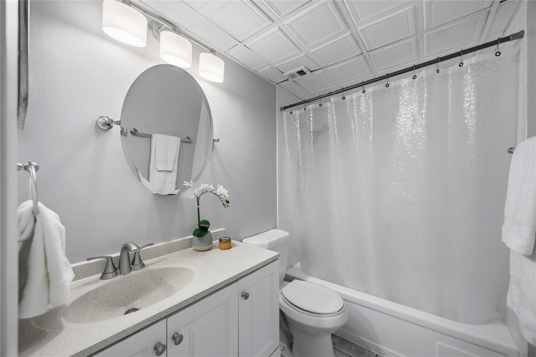 3600 Montrose Boulevard # 304